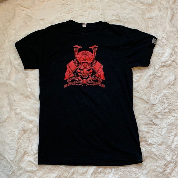 3/$20, Condor Black T-shirt, red Samurai print, size S - Picture 1 of 4